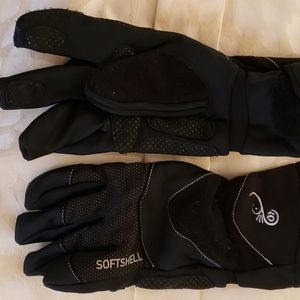 Winter cycling gloves